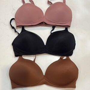 Warner's Pink and Black T-Shirt Bras Intimates Collection